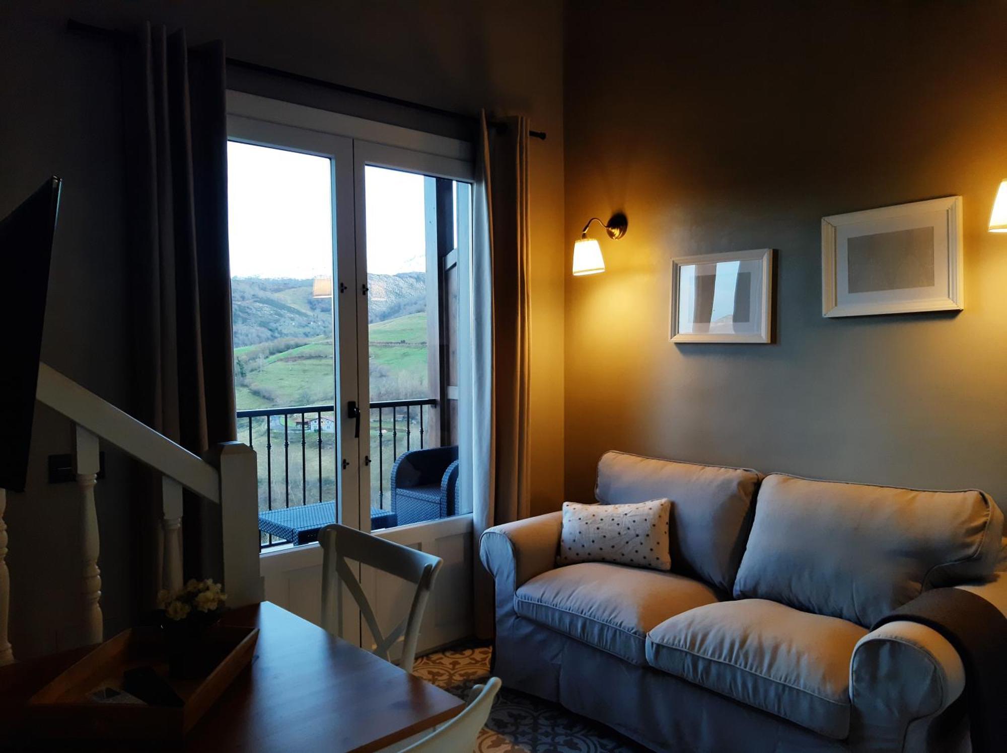 Apartamentos El Llanin Onís الغرفة الصورة