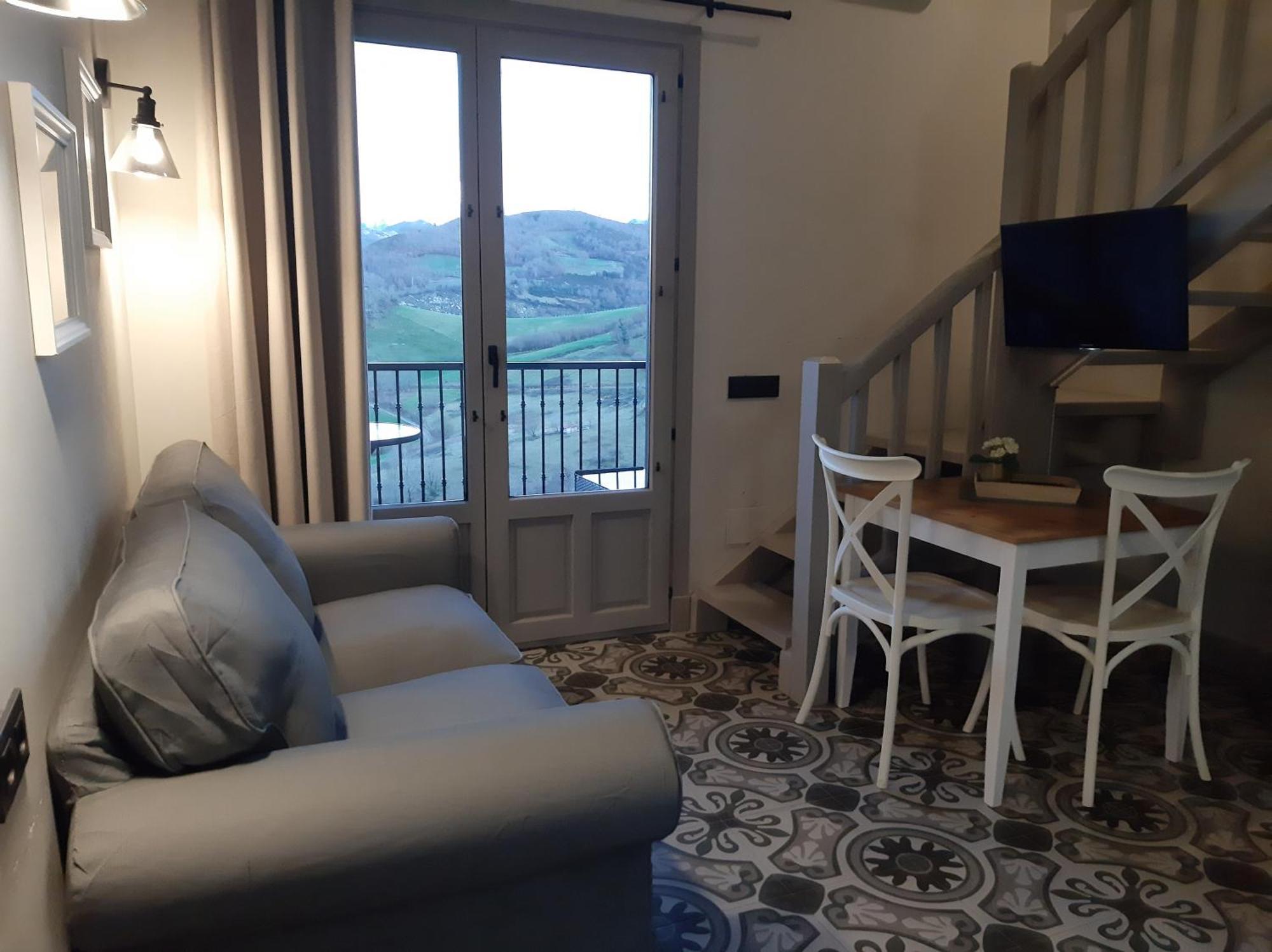 Apartamentos El Llanin Onís الغرفة الصورة
