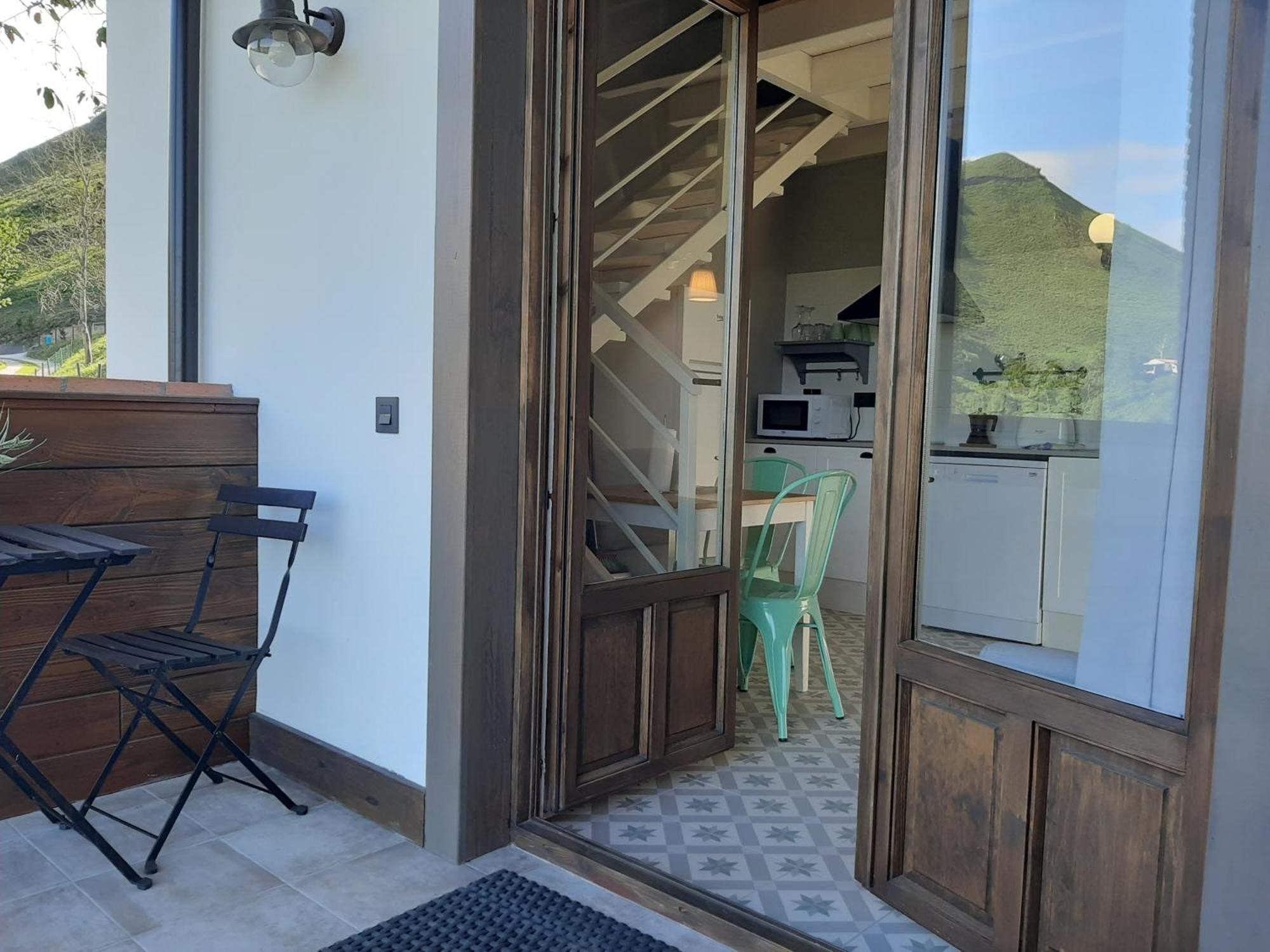 Apartamentos El Llanin Onís الغرفة الصورة